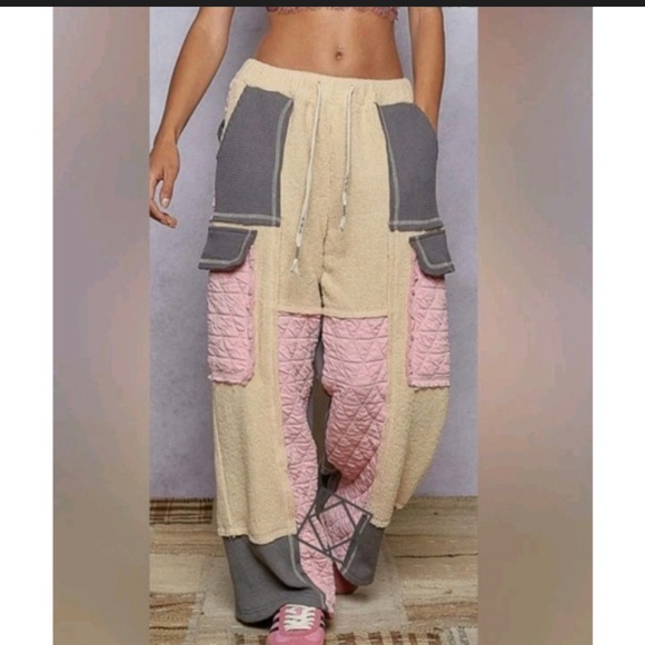 POL Pants - Nwot pol quilted pink grey wide leg sweatpants casual spring fp cargo jogger $95